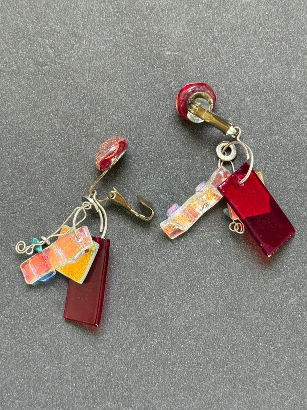ARTISAN Dangling Asymmetric Glass Clip Earrings Artsy Avante Garde - Picture 4 of 5